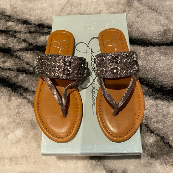 Brand new stylish flats - Picture 4 of 4